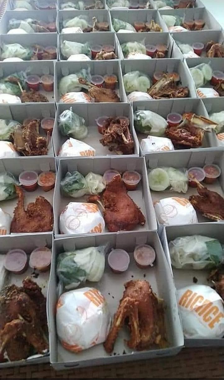Acara di Kementrian Sego's Bebek Bumbu Hitam